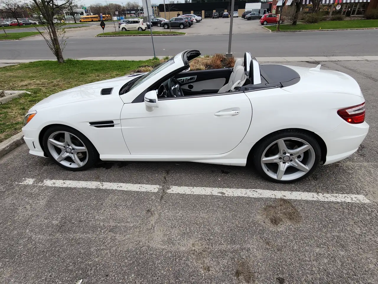 2015 Mercedes-Benz SLK