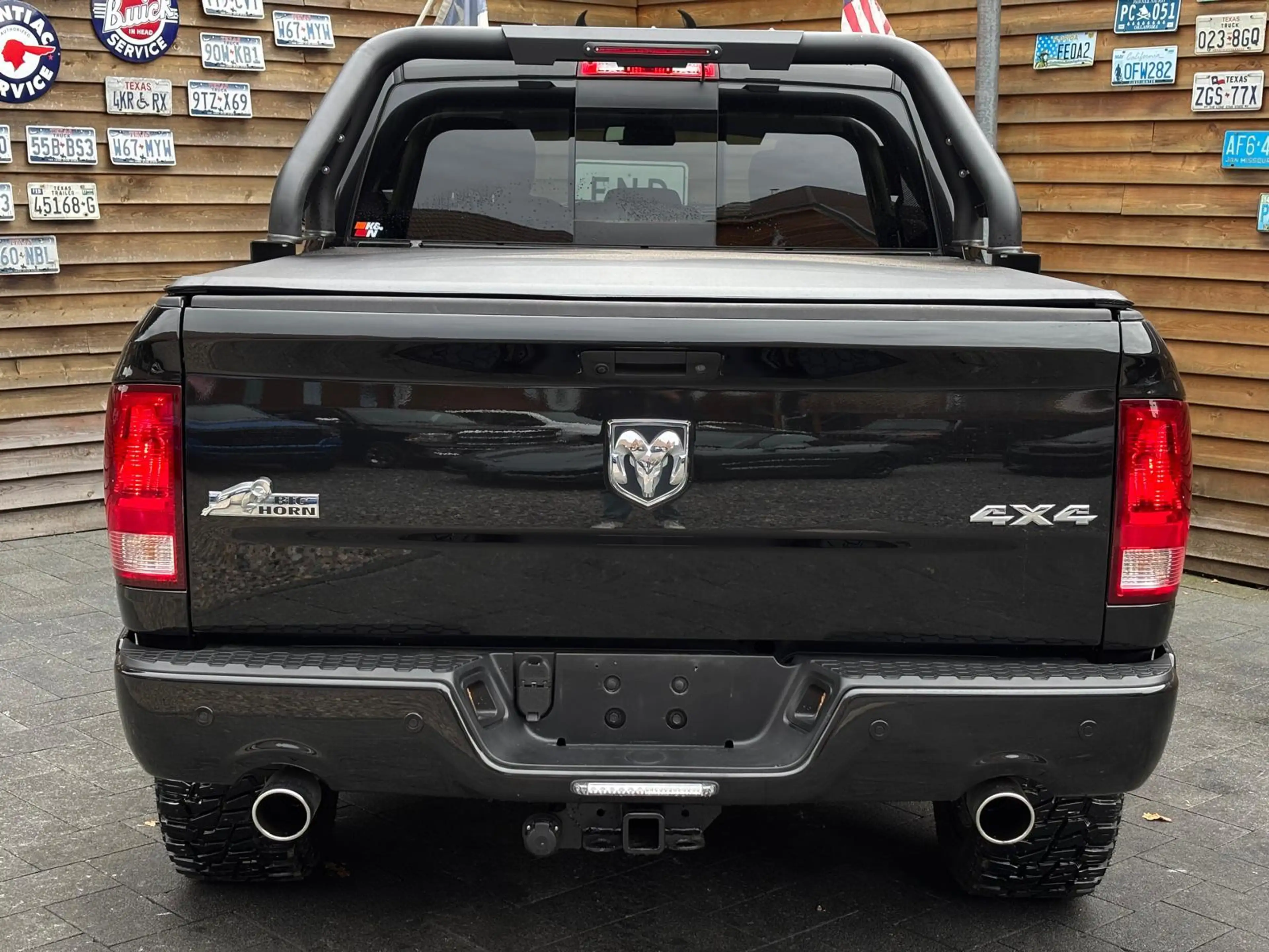 Dodge RAM 1500 5,7L BigHorn Crew Cab LED AHK 4x4 — photo 14