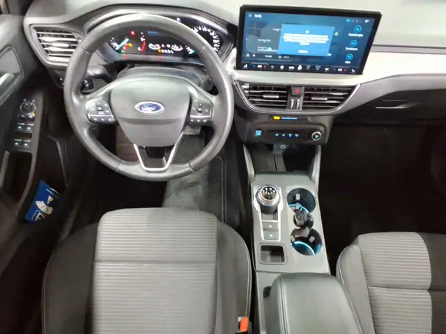 Ford Focus view 10