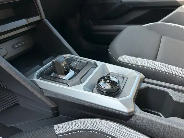 Dacia Duster view 13