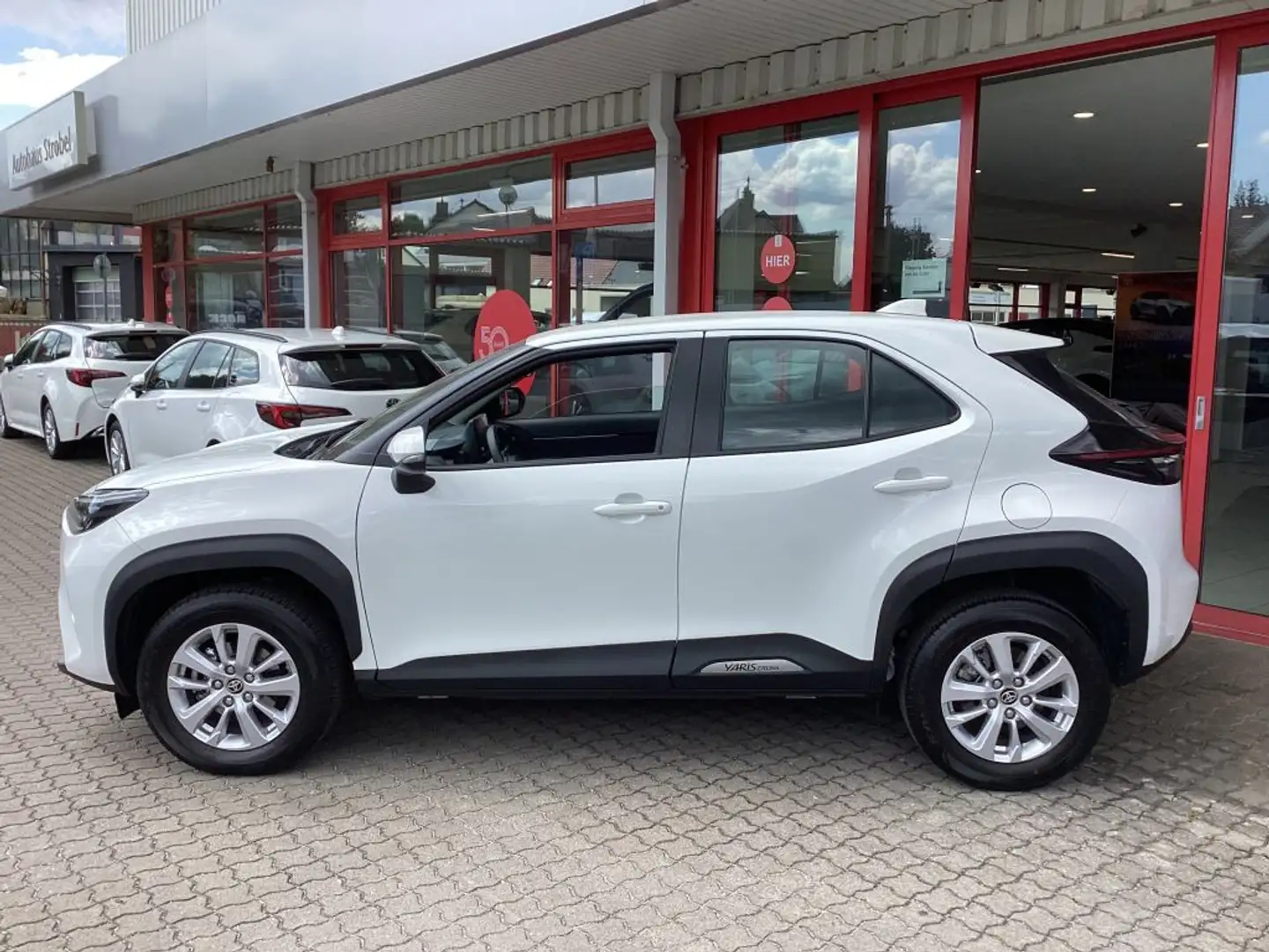 Toyota Yaris Cross Hybrid 1.5 VVT-i Comfort - 2