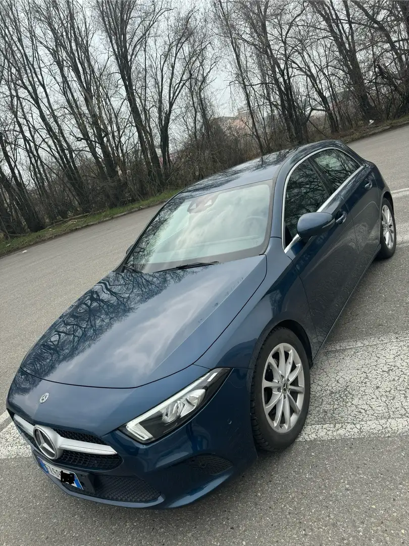 Mercedes-Benz A 180 d Sport Extra auto Blu/Azzurro - 1