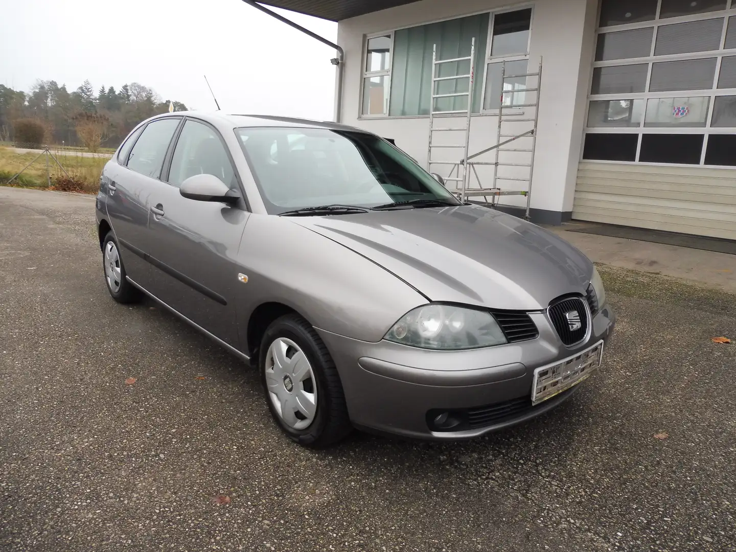 SEAT Ibiza IBIZA TDI Stylance Gris - 2
