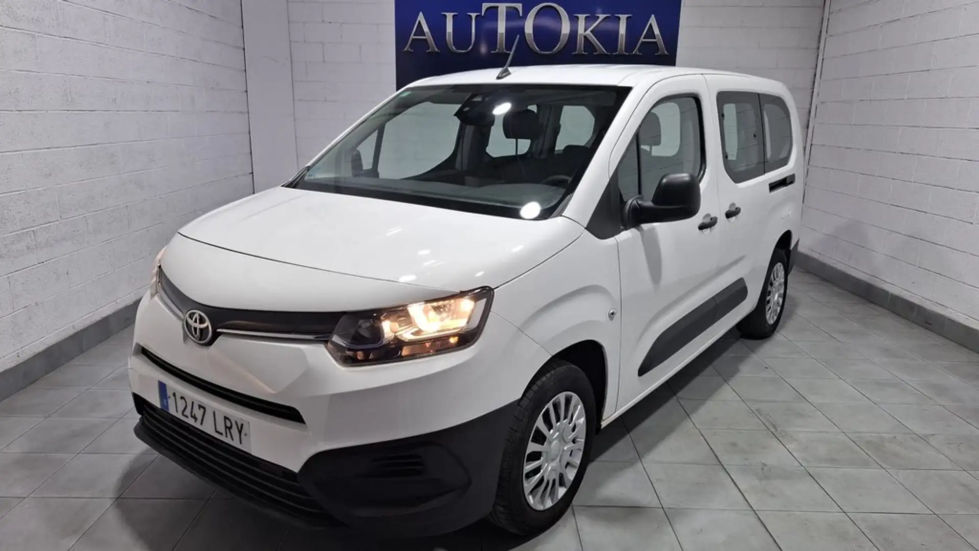 Toyota Proace City 1.5D 75kW (100CV) GX L2 Wit - 1