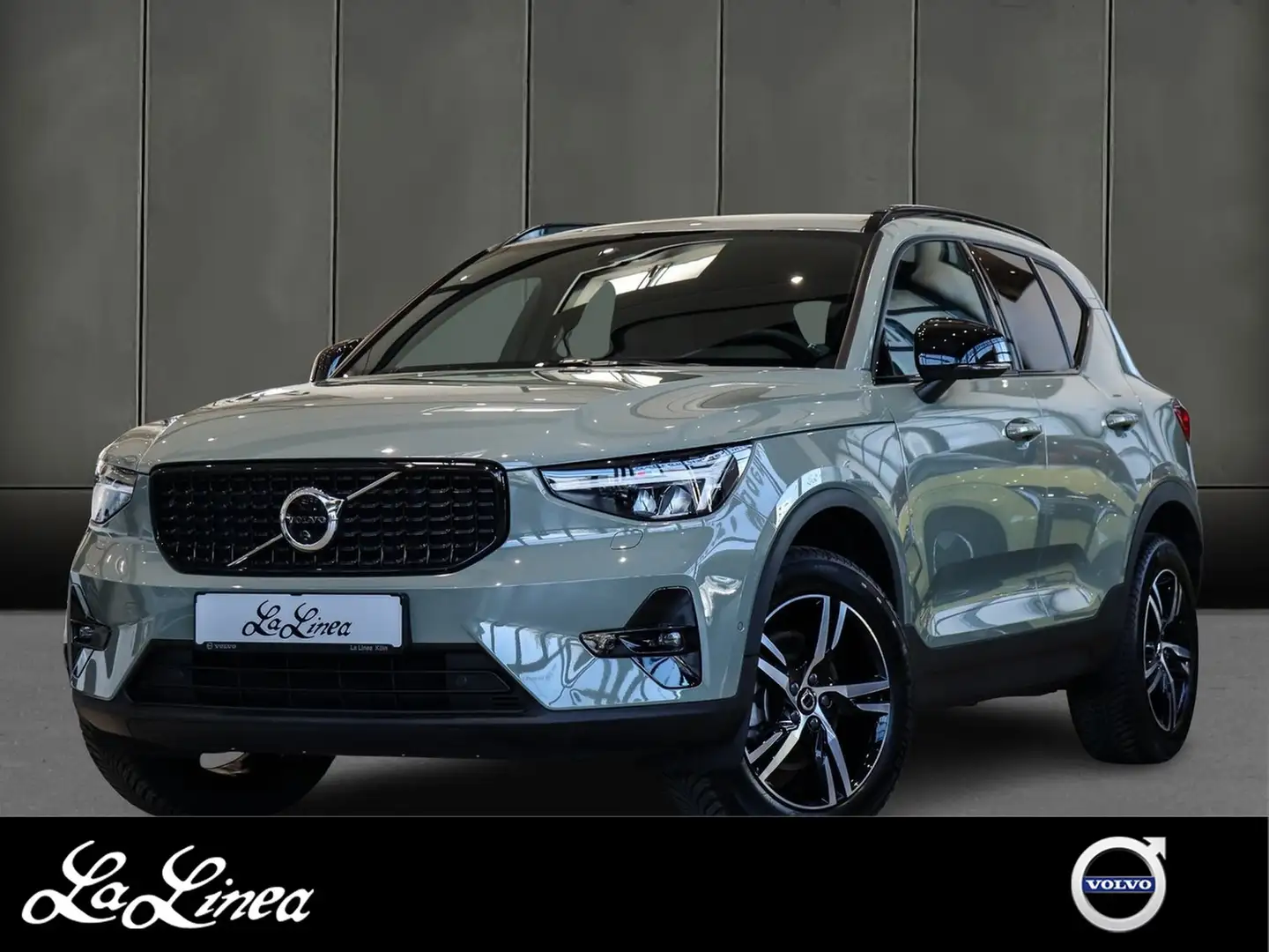 Volvo XC40 B4 (B) Plus Dark NP:54.170,-//360°K/ACC/BLIS Verde - 1