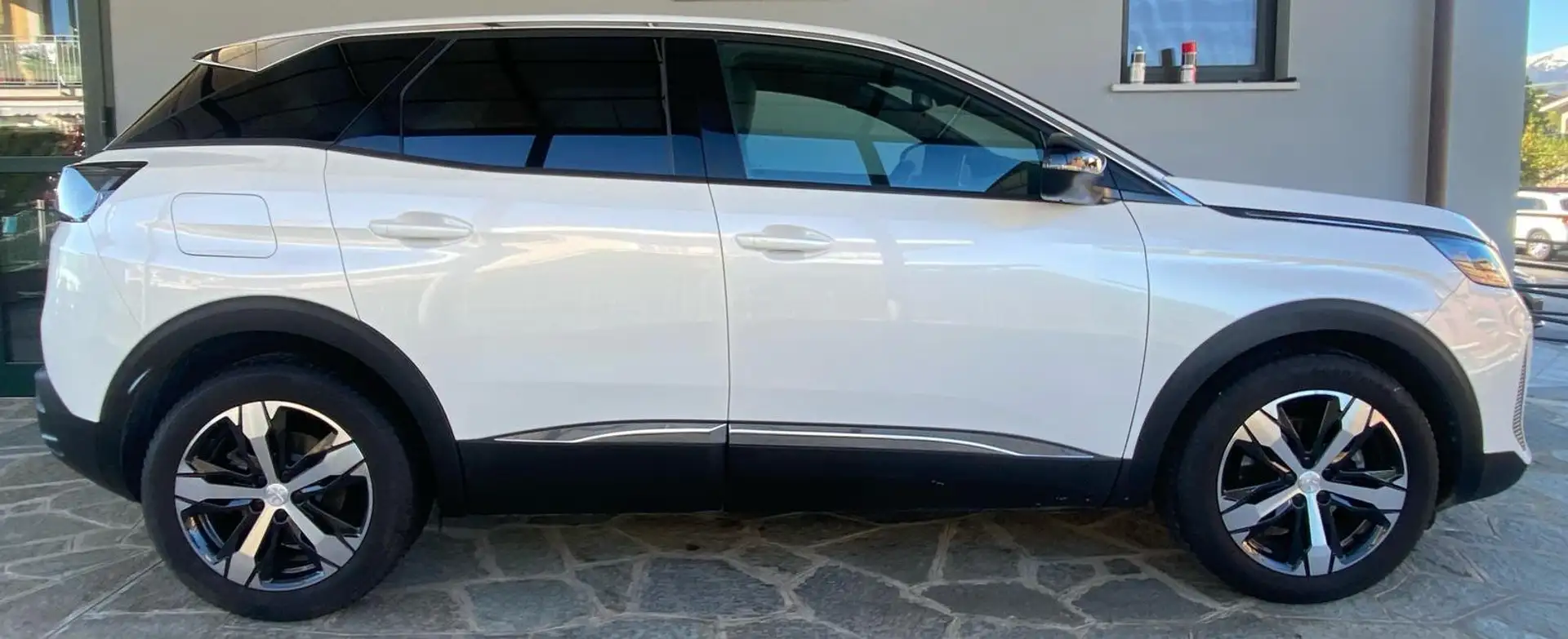 Peugeot 3008 BlueHDi 130 S&S EAT8 Active Pack Blanc - 2