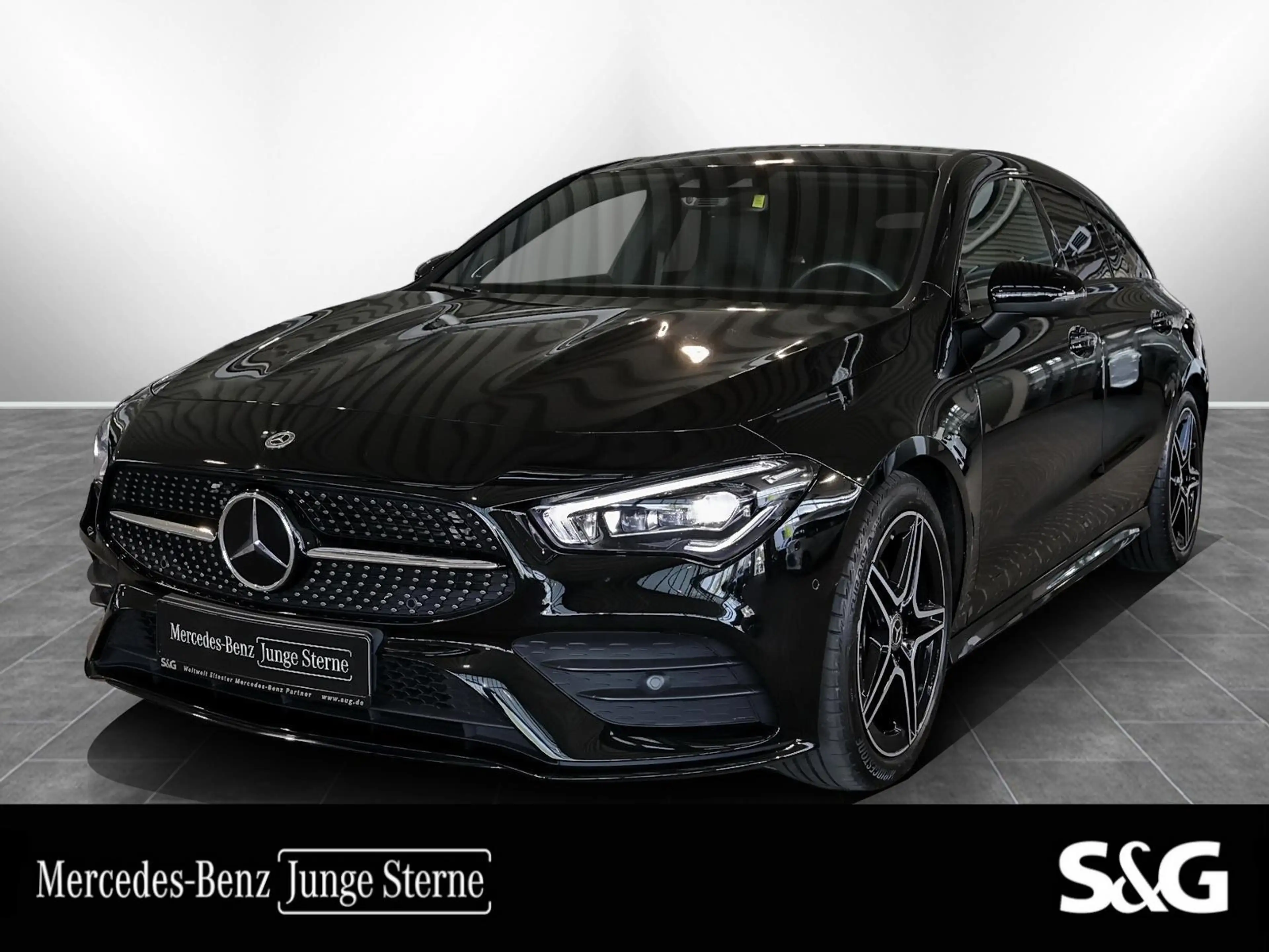 Mercedes-Benz CLA 200 AMG AHK+HIFI+KEYLESS+18"