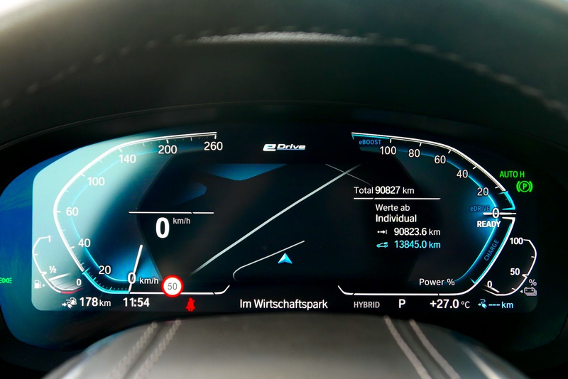 BMW 520 e PHEV Aut. *Live Cockpit & Driving Assistent* — photo 14