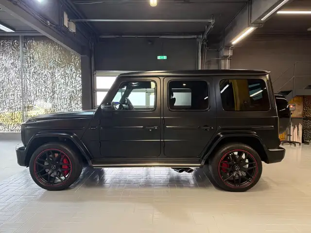 Mercedes-Benz G-Class view 4