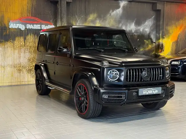 Mercedes-Benz G-Class view 9
