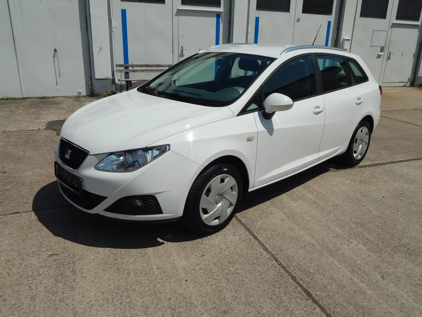 SEAT Ibiza Style*1.HAND*TÜV-NEU*KLIMA*95000 TKM*TEMPOMAT* Weiß - 1