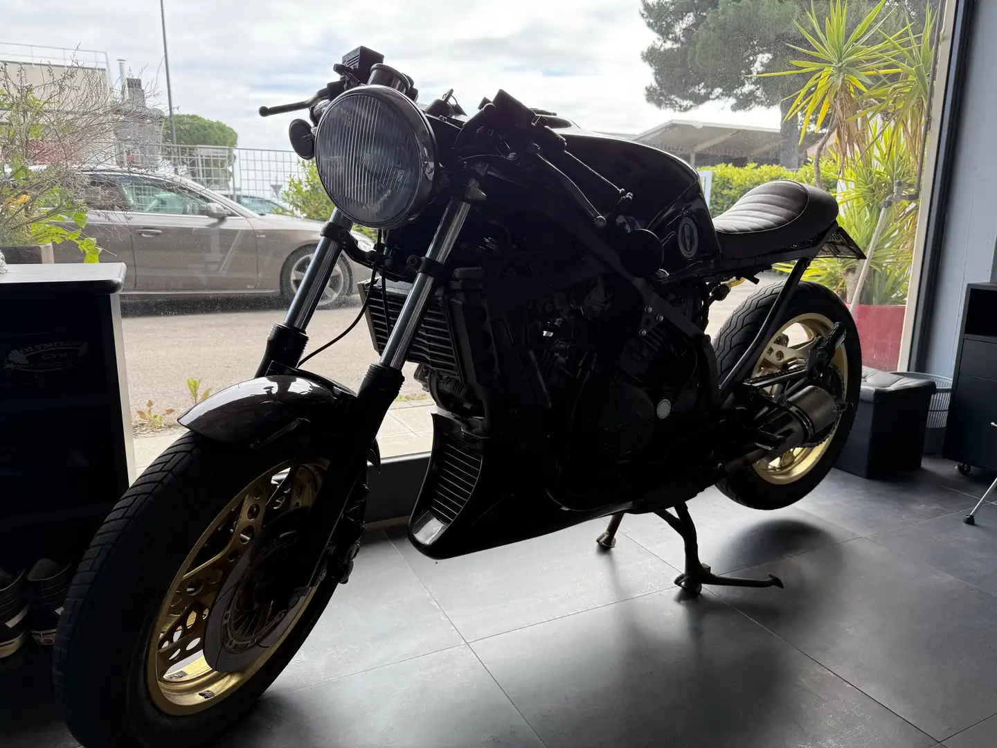 Honda VF 750 cafe racer Marrone - 1