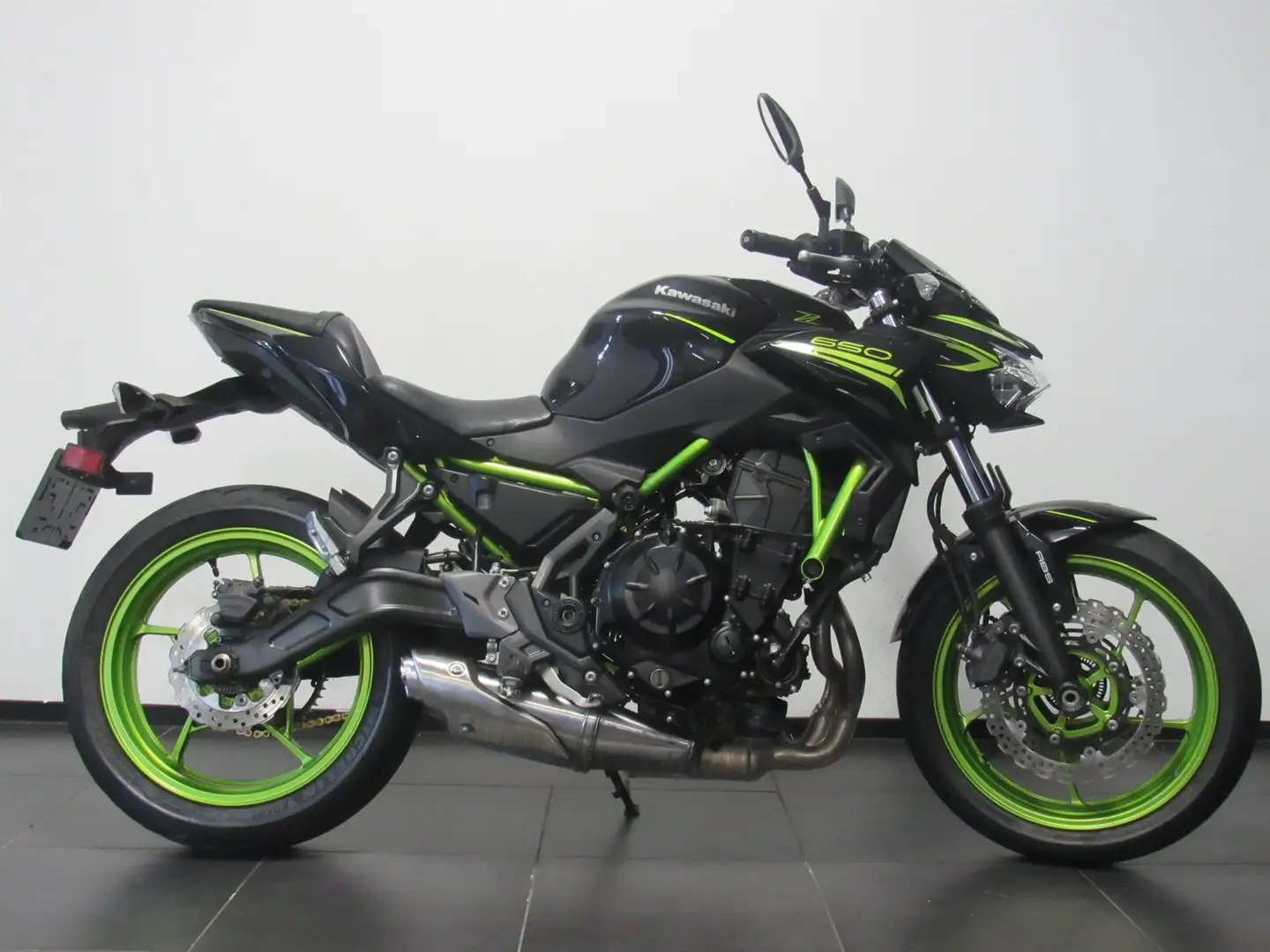 Kawasaki Z 650 ABS Zwart - 1