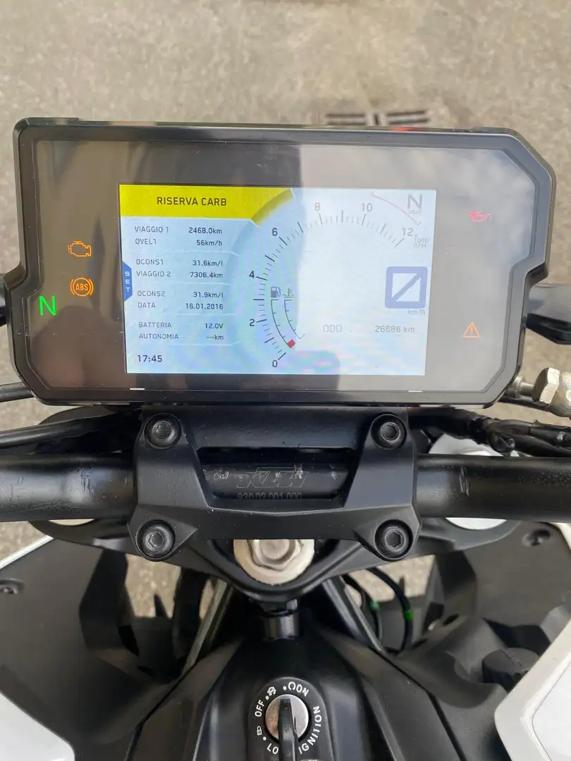 KTM 125 Duke - 2