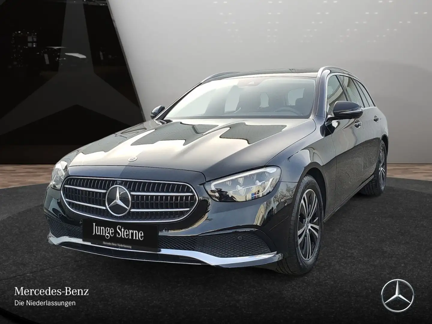 Mercedes-Benz E 200 T AVANTG+360+AHK+LED+9G Schwarz - 2