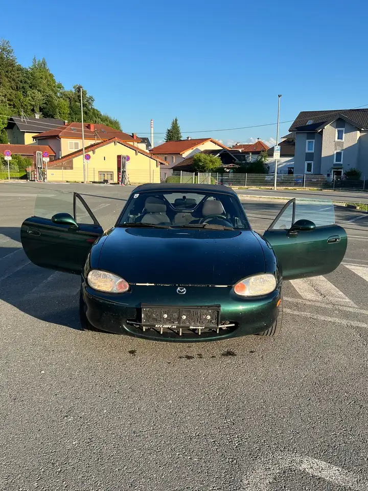 Mazda MX-5 1,6i Hardtop, foto 6