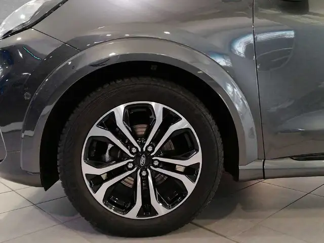 Ford Puma view 3