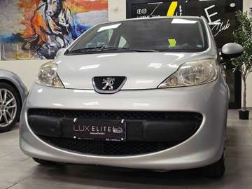 107 Plaisir 2tronic AUTOMATICA _ APPENA TAGLIANDATA _ GARANZIA 12 MESI _ NEOPATENTATI _ CITYCAR