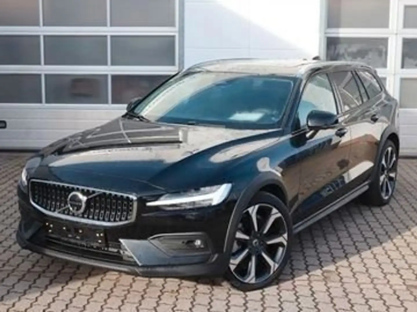 Volvo V60 Cross Country V60 B5 Cross Country*Ultimate*B&W*Massa*StH* Schwarz - 1
