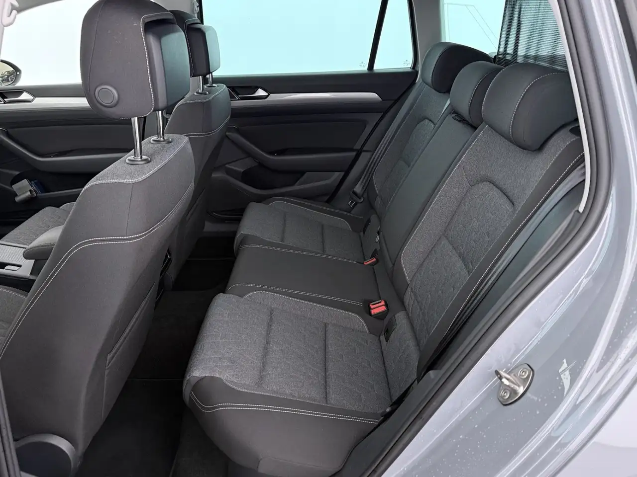 Volkswagen Passat 2.0 TDI Business LED AHK RADAR NAV, миниатюра 23