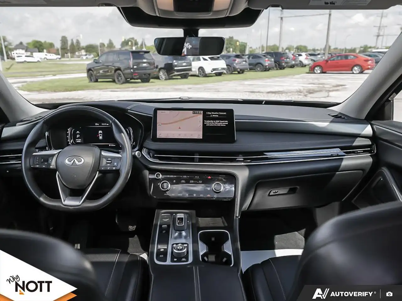 Infiniti QX60 снимка Infiniti QX60