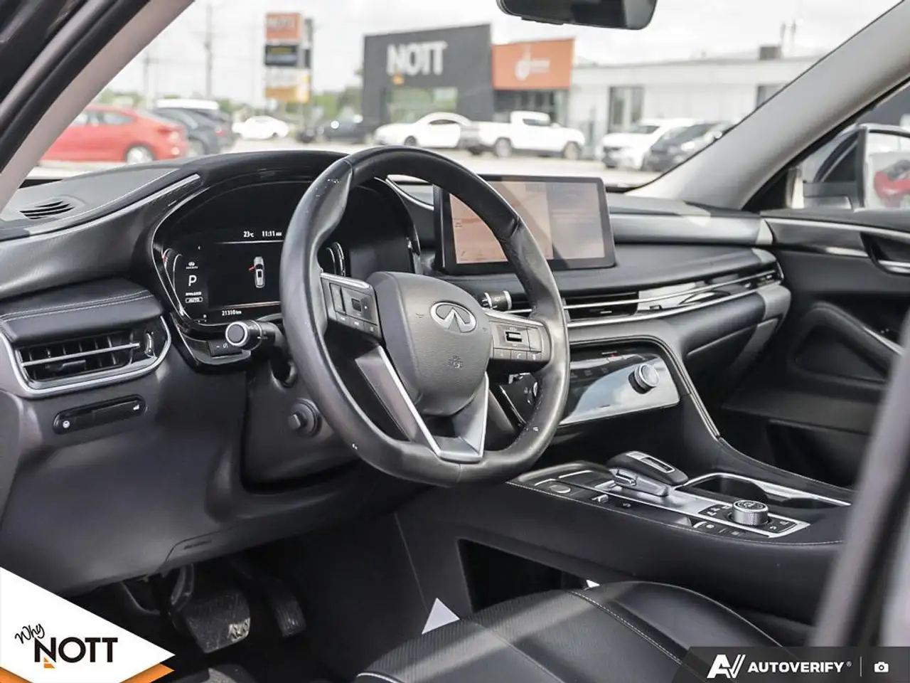 Infiniti QX60 снимка Infiniti QX60