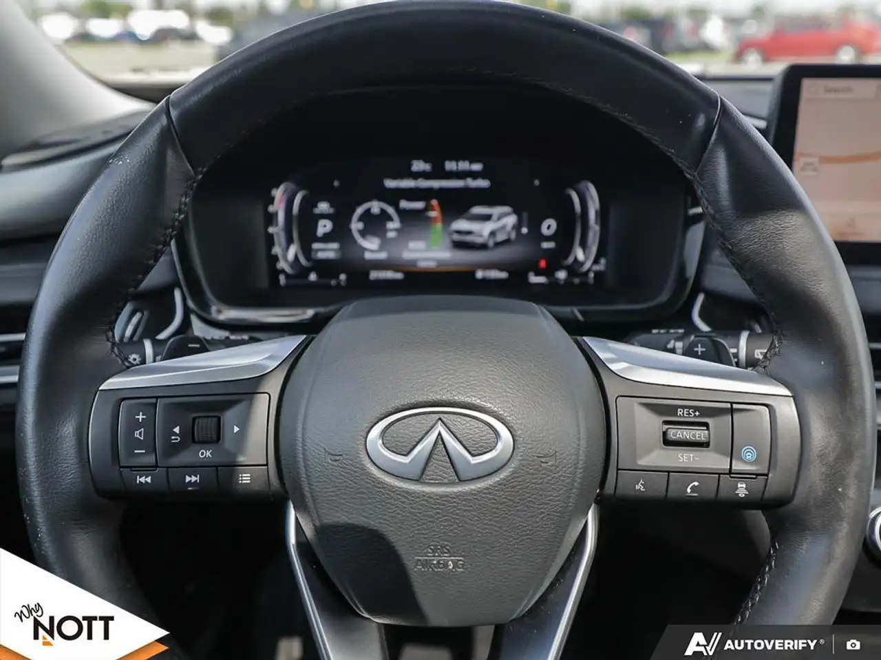 Infiniti QX60 снимка Infiniti QX60