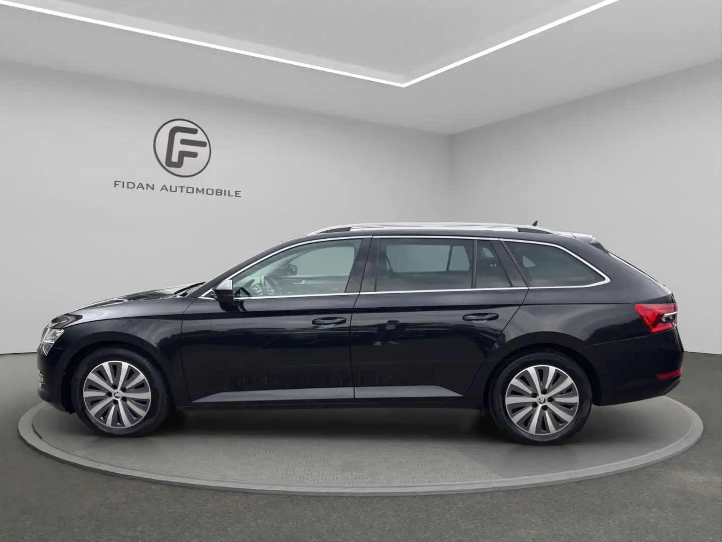 Skoda Superb Combi Style*Virtual*LED*Memory*Leder*ACC* Чёрный - 2