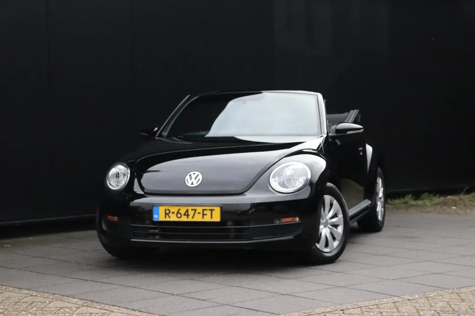 Volkswagen Beetle Cabriolet 1.2 TSI Design BlueMotion | DSG | CRUISE Noir - 2