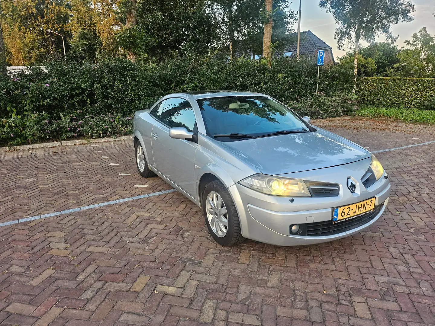 Renault Megane Megane 1.6-16V Tech Line Zilver - 1