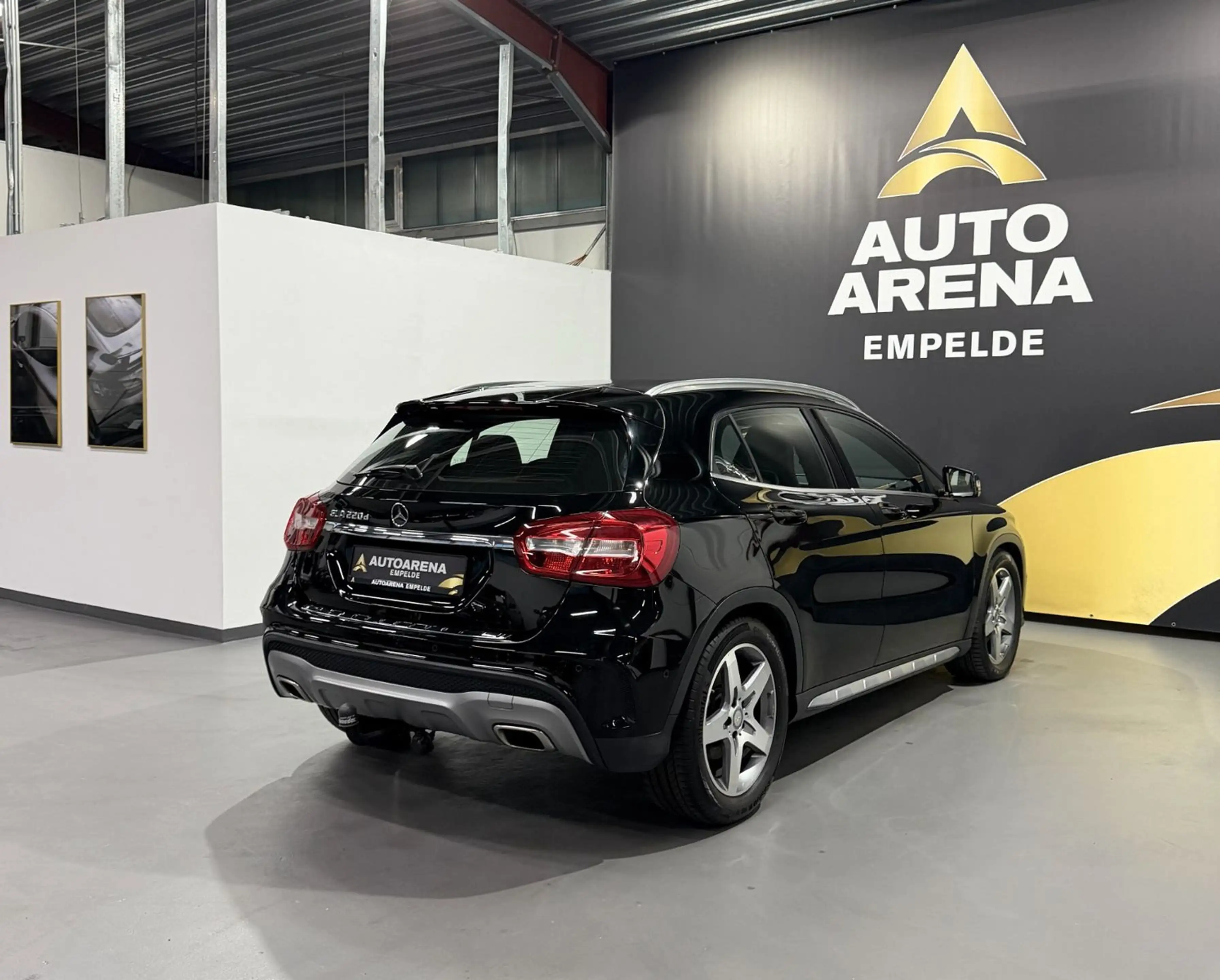 Mercedes-Benz GLA 220 d AMG Line *Temp.*AHK*Start/Stopp*ACC — photo 5