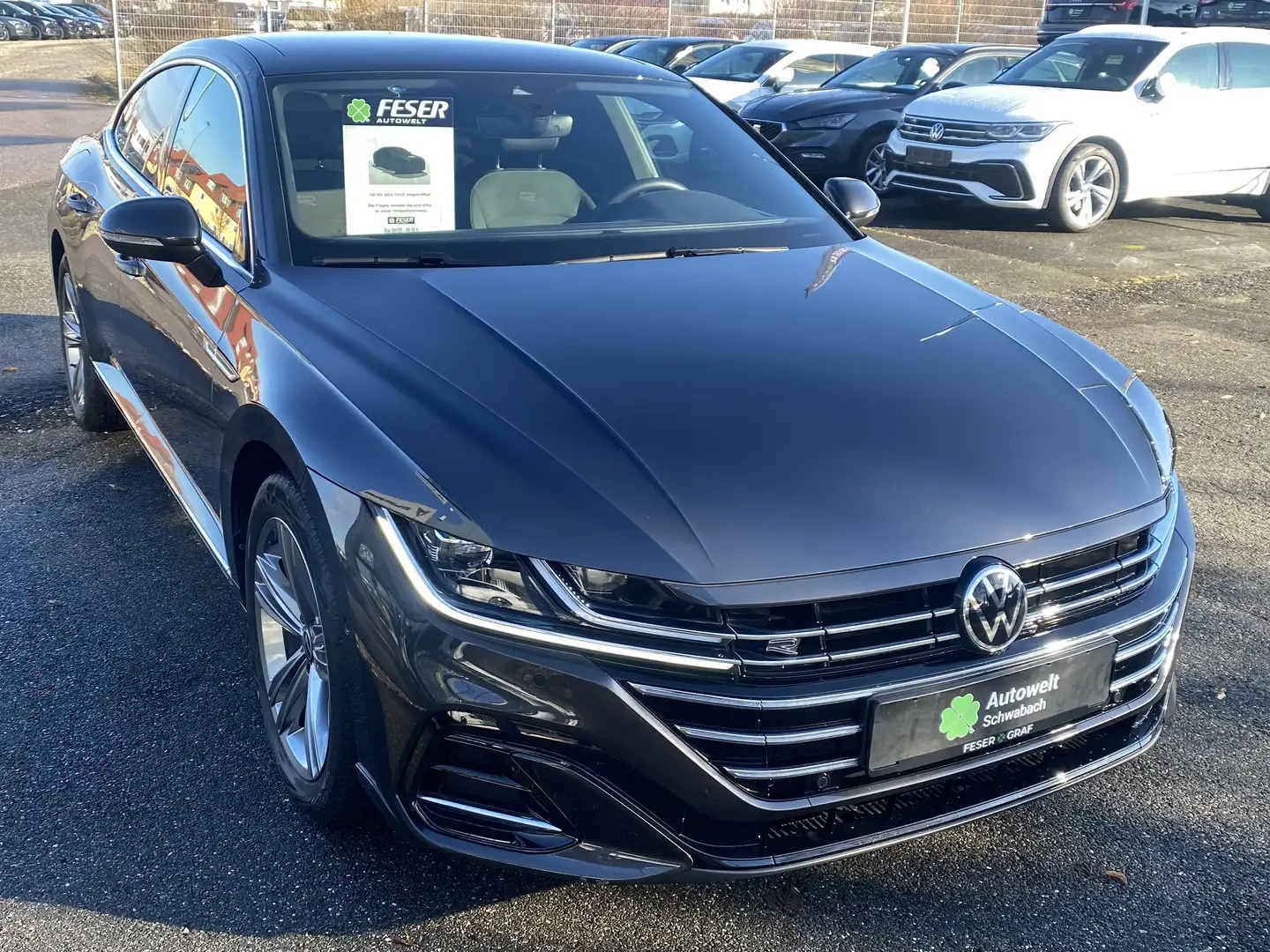Volkswagen Arteon R-Line 1.4 e-Hybrid PANO NAV AHK 4x SHZ Grau - 2
