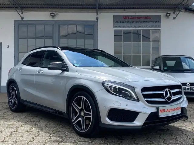 Mercedes-Benz GLA 250 *AMG-Line*Pano*Night*H&K"Kamera*19"Zoll*