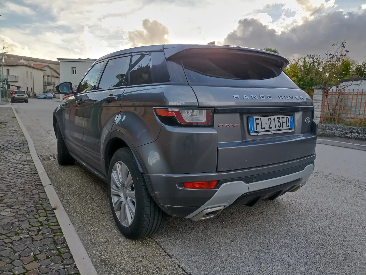 Land Rover Range Rover Evoque Grigio - 2