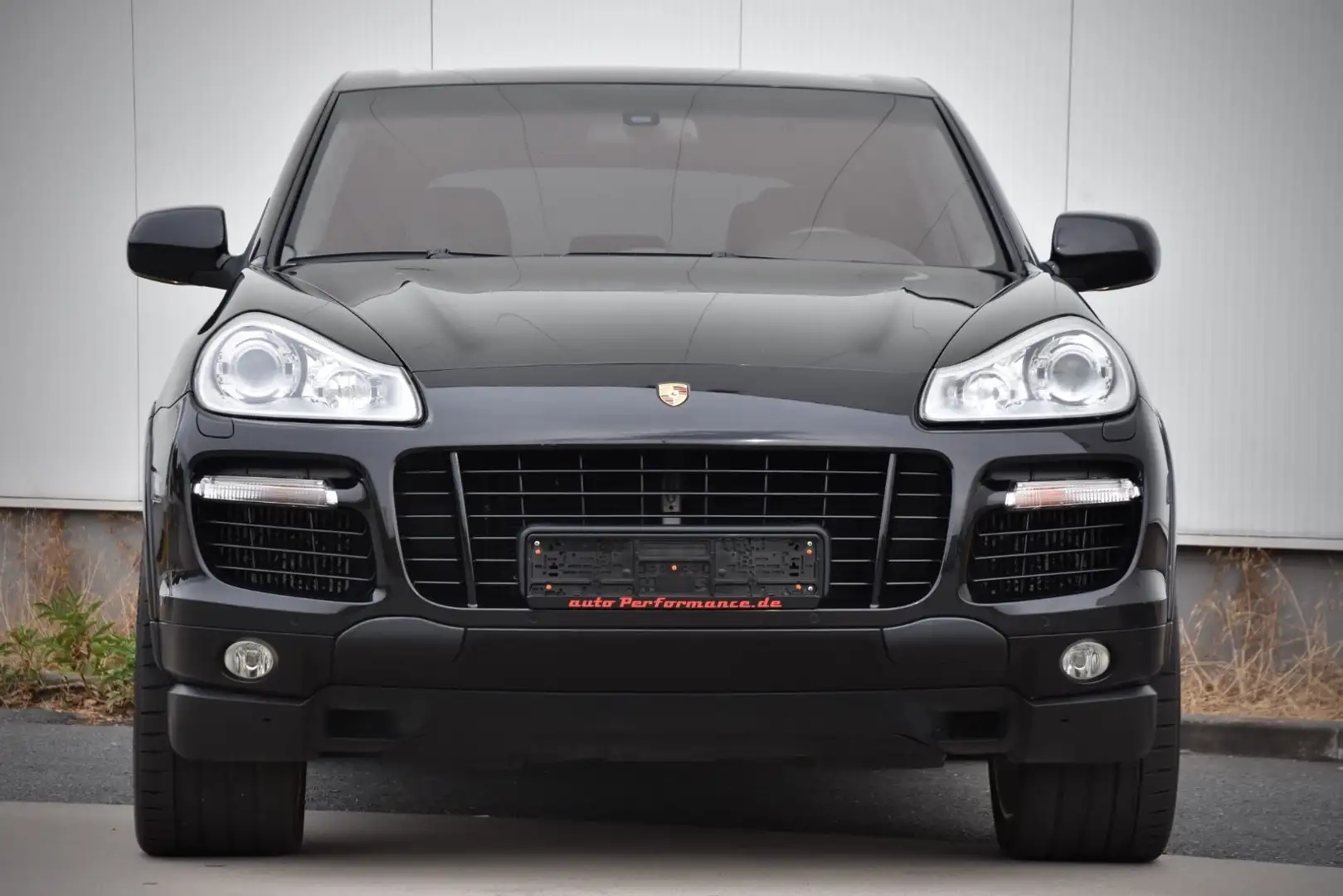 Porsche Cayenne Turbo S Negru - 2