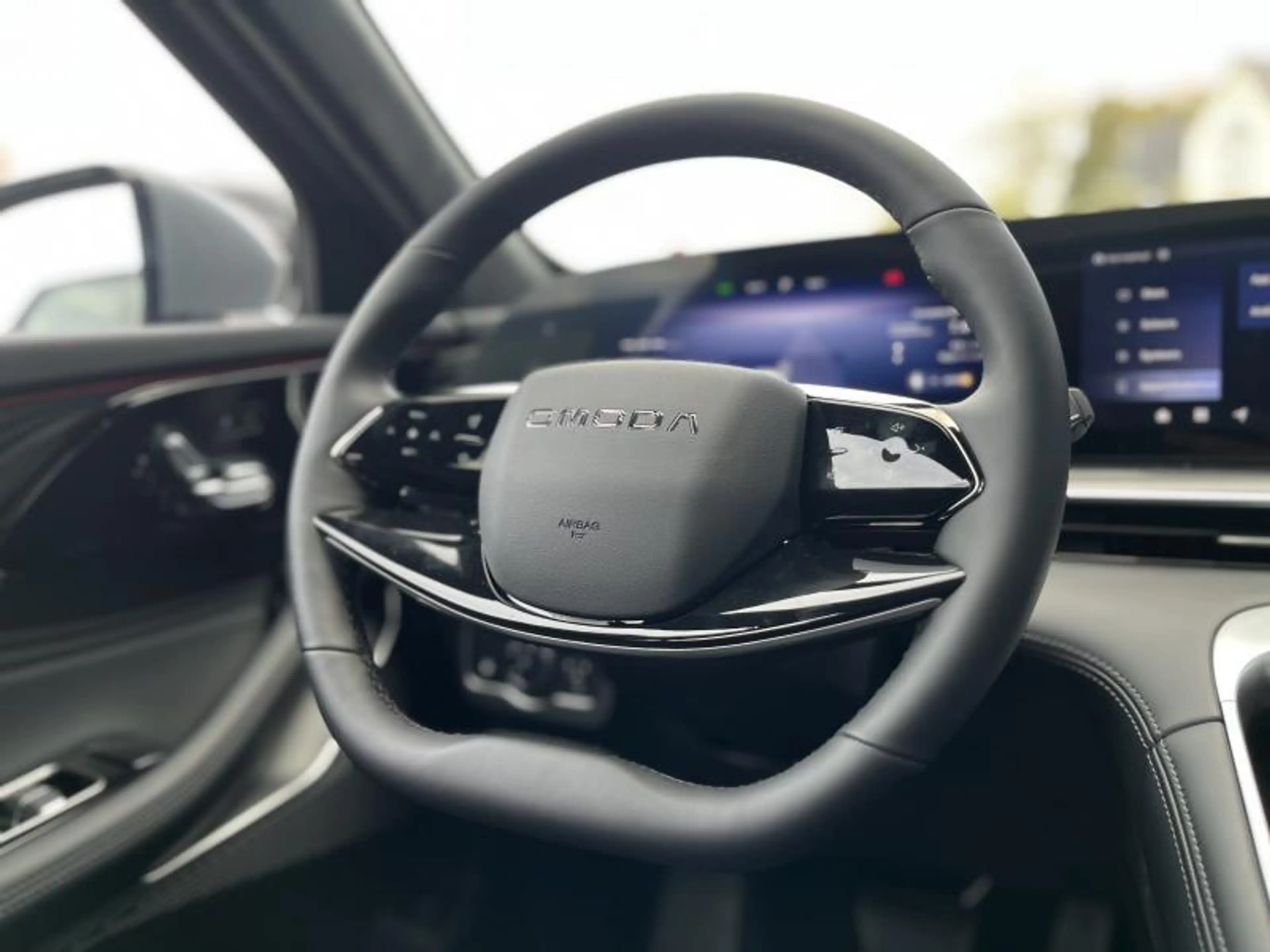 Omoda 9 PREMIUM PHEV 4x4 *Full Option* + lakcoating — photo 13