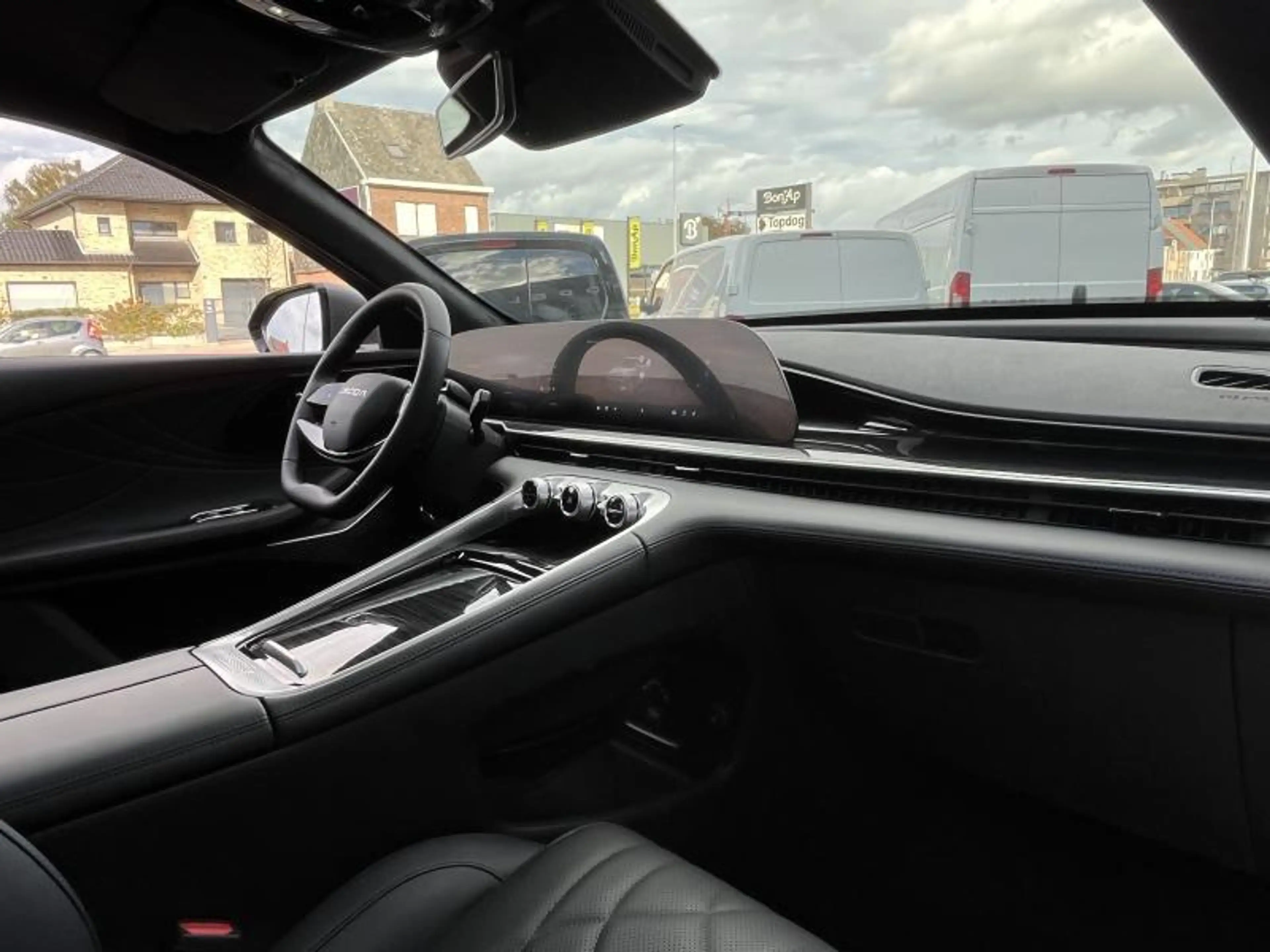 Omoda 9 PREMIUM PHEV 4x4 *Full Option* + lakcoating — photo 3