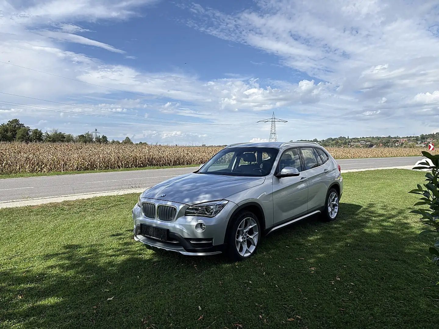 BMW X1 Reihe sDrive  RESERVIERT Silber - 2