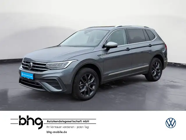 Volkswagen Tiguan Allspace 2.0 TDI DSG *AHK *PANO *KAMERA*