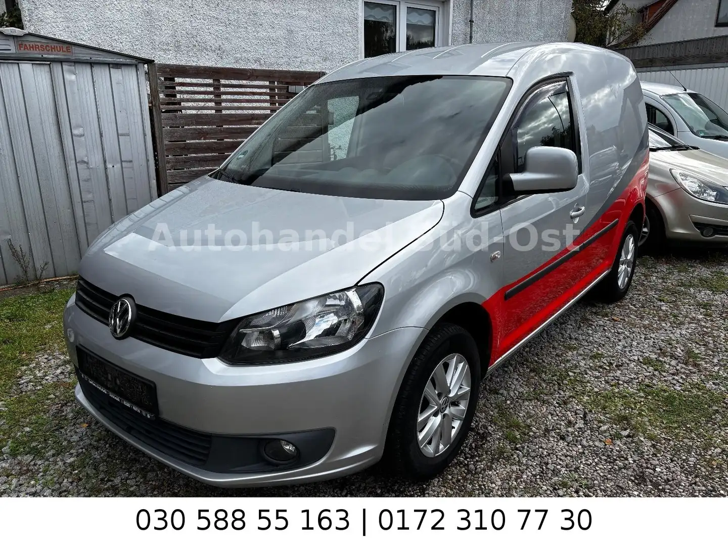Volkswagen Caddy KastenNavi PDC Leiterklappe 1.Hand AHK Alu Plateado - 1