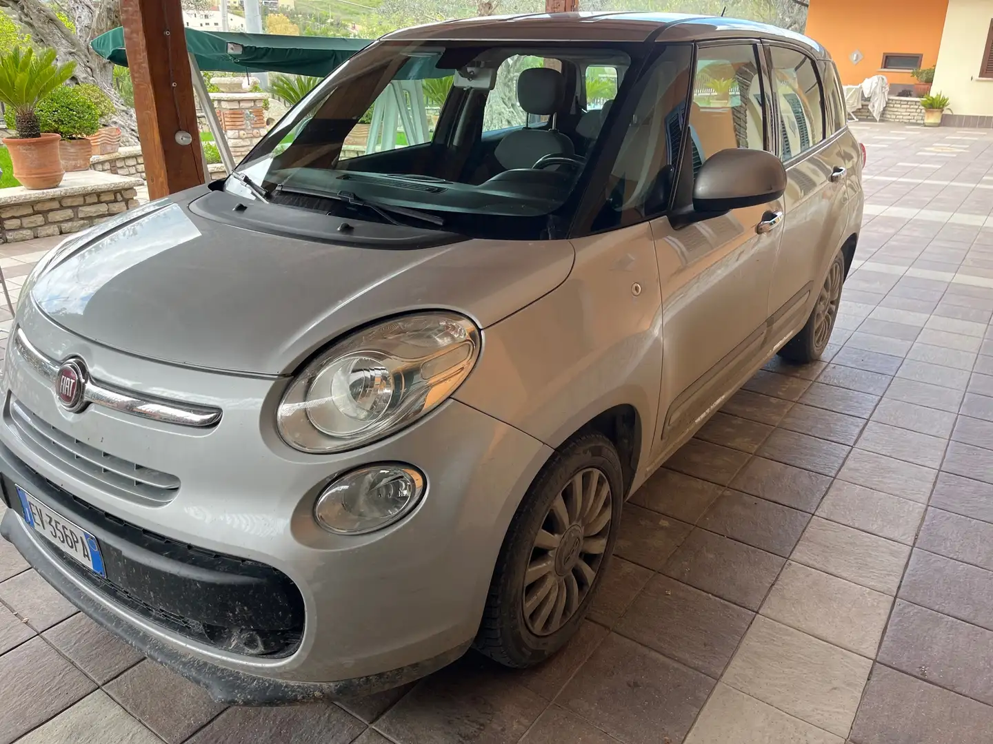 Fiat 500L Living 1.6 mjt Lounge 120cv - 1