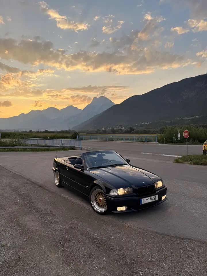 BMW 320i Cabrio, foto 1