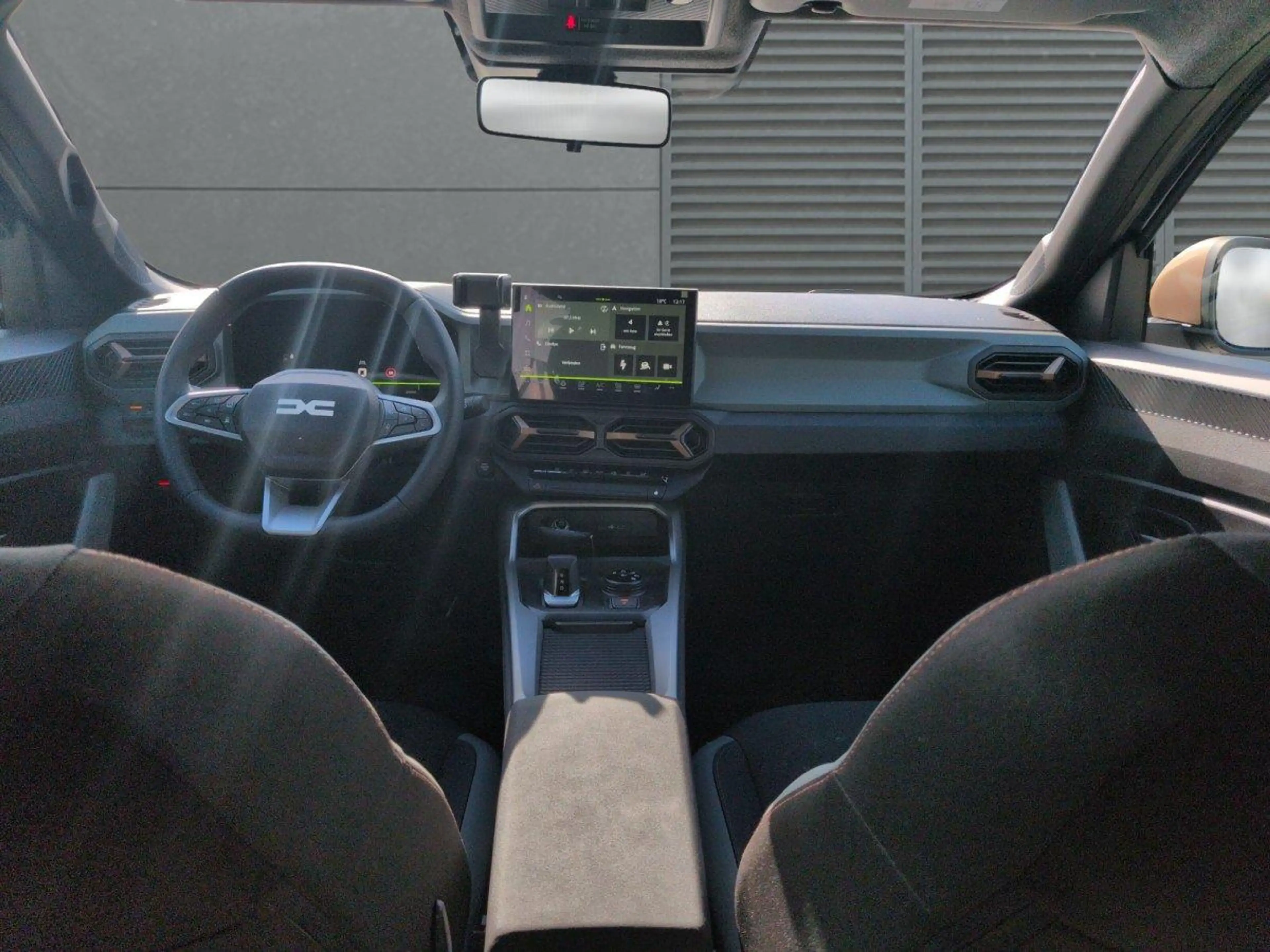 Dacia Bigster Extreme Pano+LKHZ+SHZ+PDC+RFK Tribrid 150 EDC 4... — photo 5