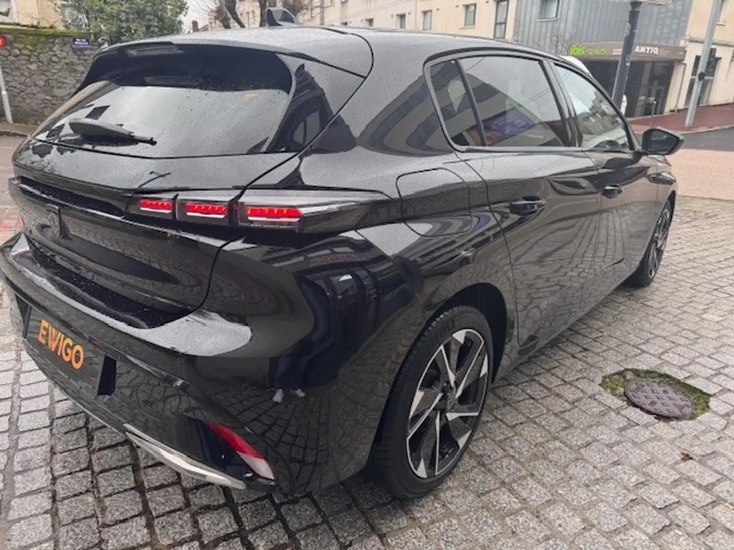 Peugeot 308 1.5 BLUEHDI 130 ALLURE PACK EAT8 (suivi peugeot) - 2