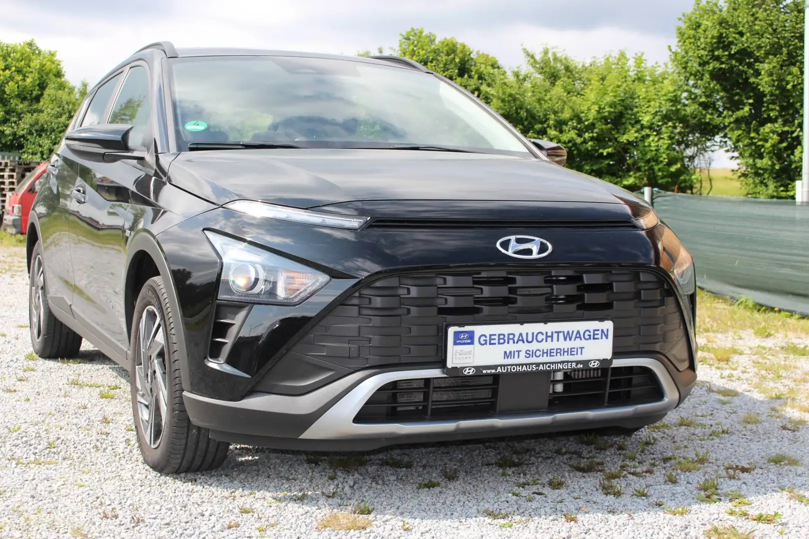 Hyundai BAYON 1.0 T-Gdi (100PS) 48V iMT Select Winterpaket Schwarz - 2