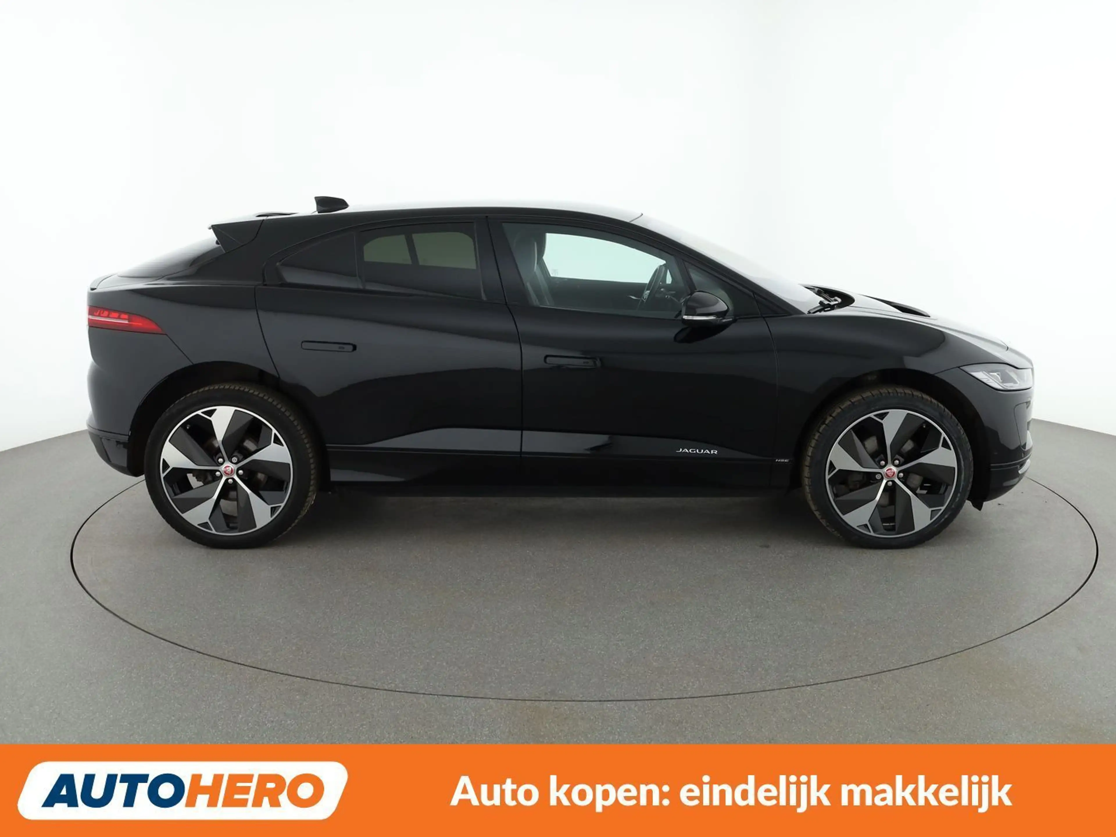Jaguar I-Pace electric drive 294 kW First Edition — photo 7