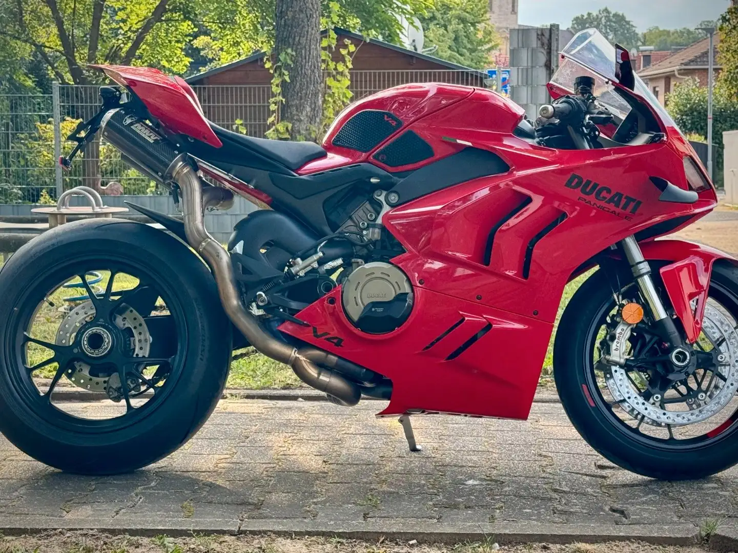 Ducati Panigale V4 Black Edition Rot - 2