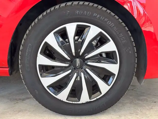 Ford Fiesta view 13