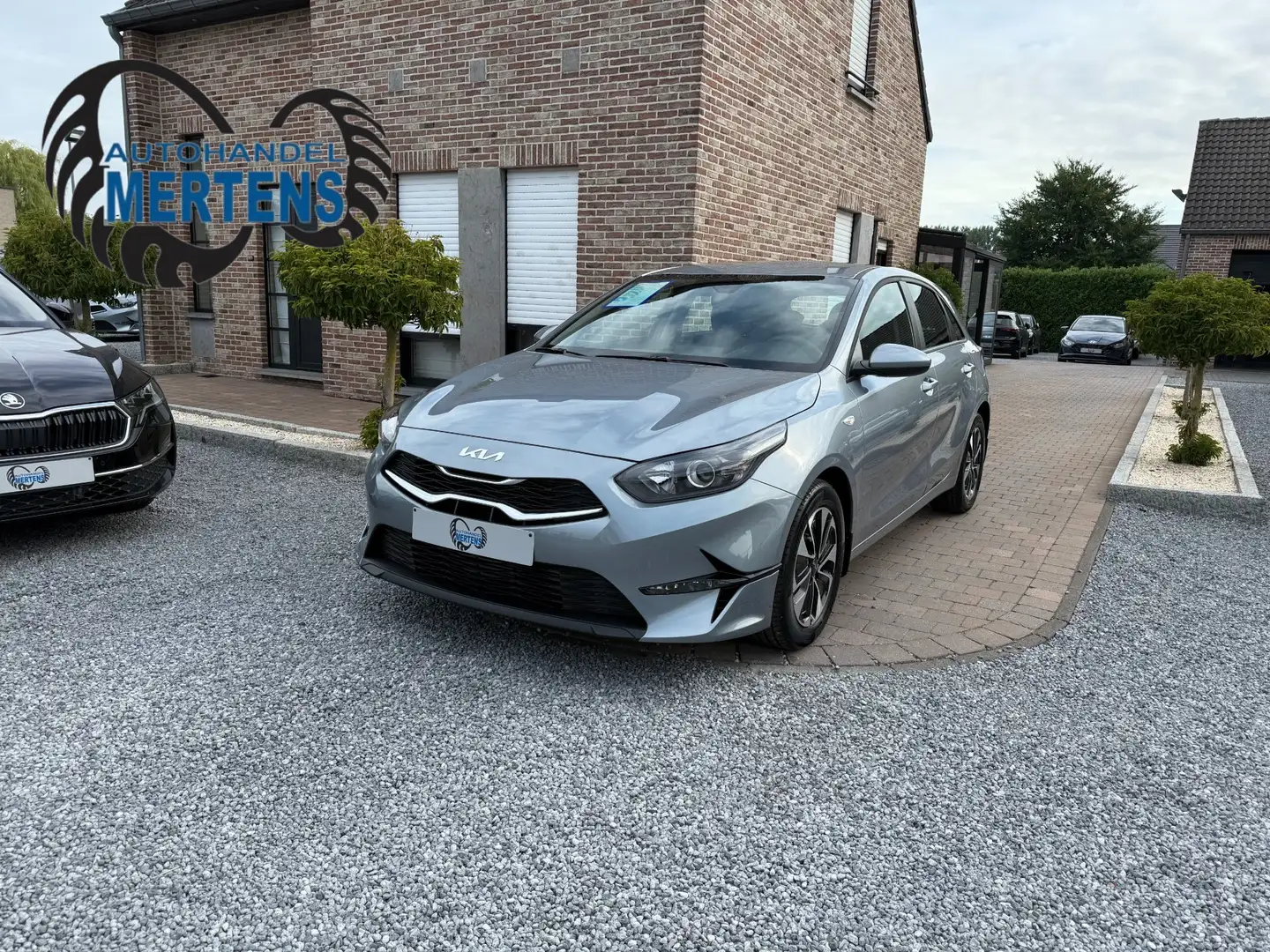 Kia Ceed / cee'd HB 1.0 T-GDI 100PK BLACK/PACK 7J/GAR NIEUW 0KM Zilver - 1