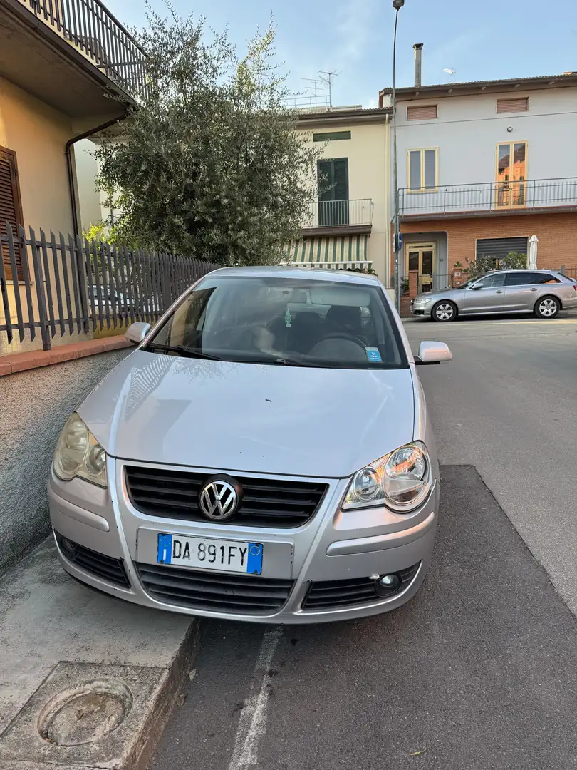 Volkswagen Polo 5p 1.4 tdi Comfortline - 2
